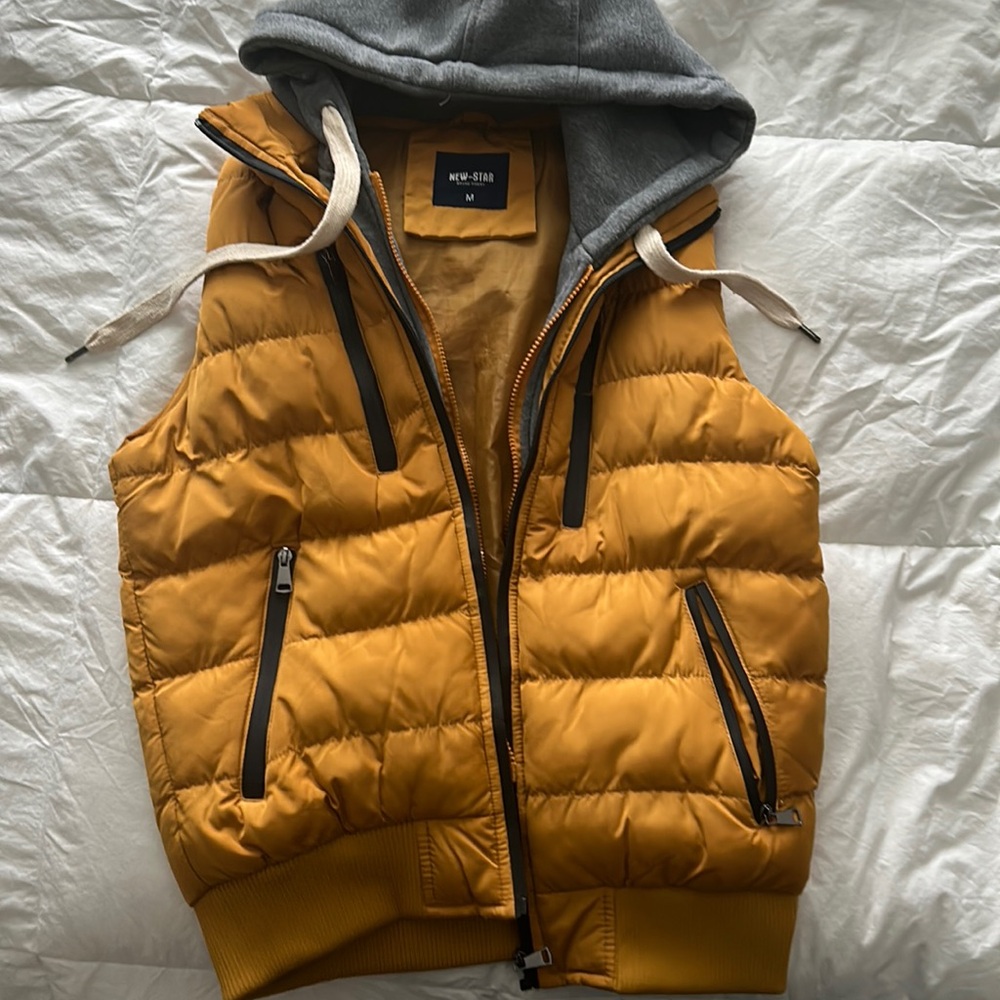 New-Star puffer vest size M